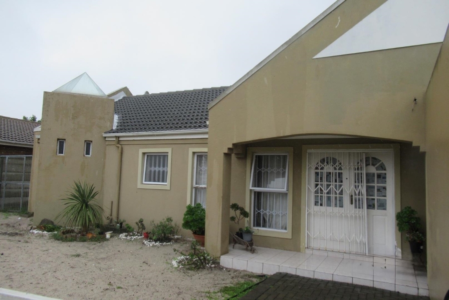 3 Bedroom Property for Sale in Parklands Western Cape